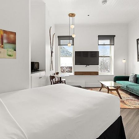 Independence Square 202, Hotel Room Over-Looking The Mall And Aspen Mountain Exterior photo